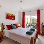 Encosta Sao Jose Apartman *
